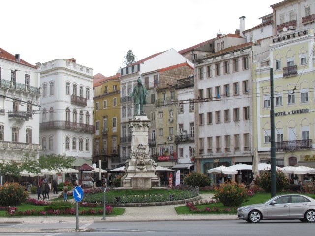 Coimbra, Winkelstraat Rue Ferriera Borges